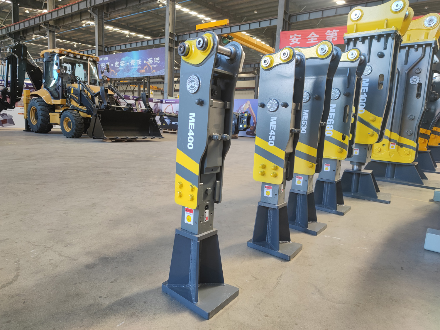 SHANBO ME400 Hydraulic Breaker
