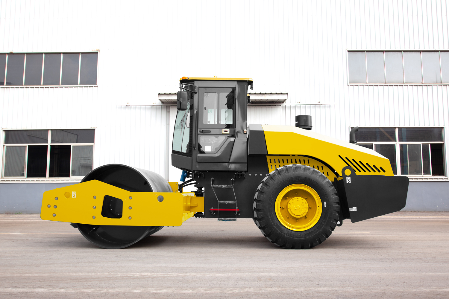 SHANBO S101S Single-Drum Vibratory Roller