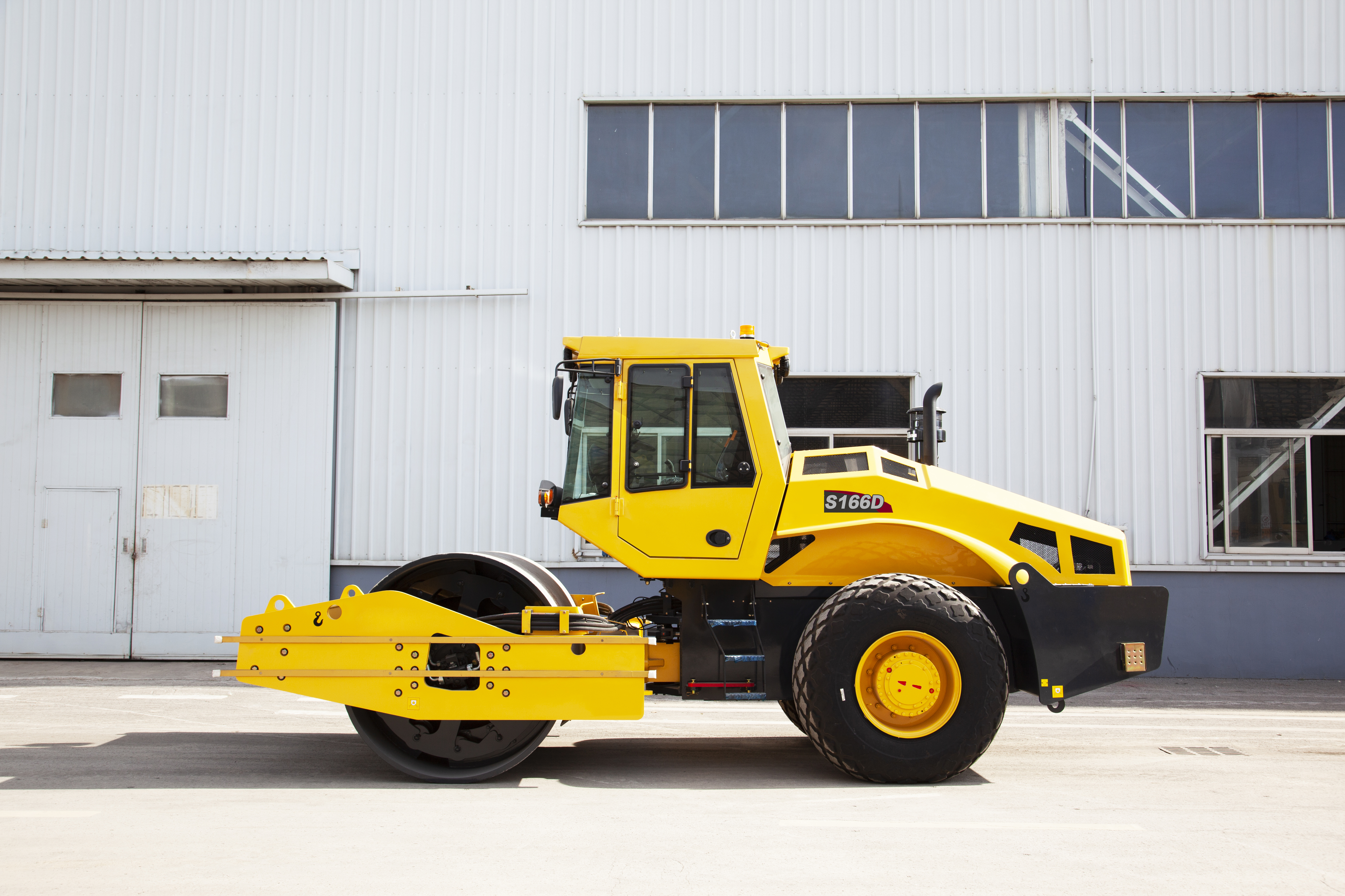 SHANBO S166D Single-Drum Vibratory Roller