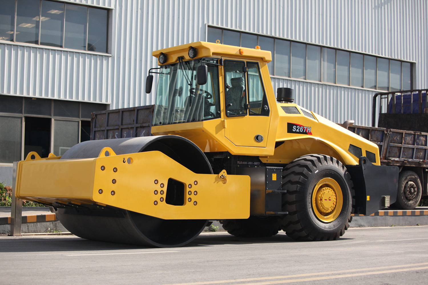 SHANBO S267H Single-Drum Vibratory Roller